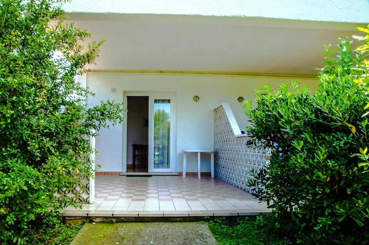 Bungalow In Caorle With Garden Furniture Lägenhet Italien